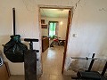 Landhuis in Pinoso met 2 grotkamers in Inland Villas Spain