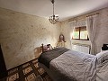 Hervorragendes, hochwertiges 5-Schlafzimmer-Haus mit eingezäuntem Bereich in Inland Villas Spain