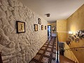 Hervorragendes, hochwertiges 5-Schlafzimmer-Haus mit eingezäuntem Bereich in Inland Villas Spain