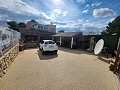 Excelente casa de 5 dormitorios de alta calidad con espacio cercado. in Inland Villas Spain