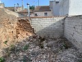 Stadthaus zum Renovieren mit Garten in Inland Villas Spain