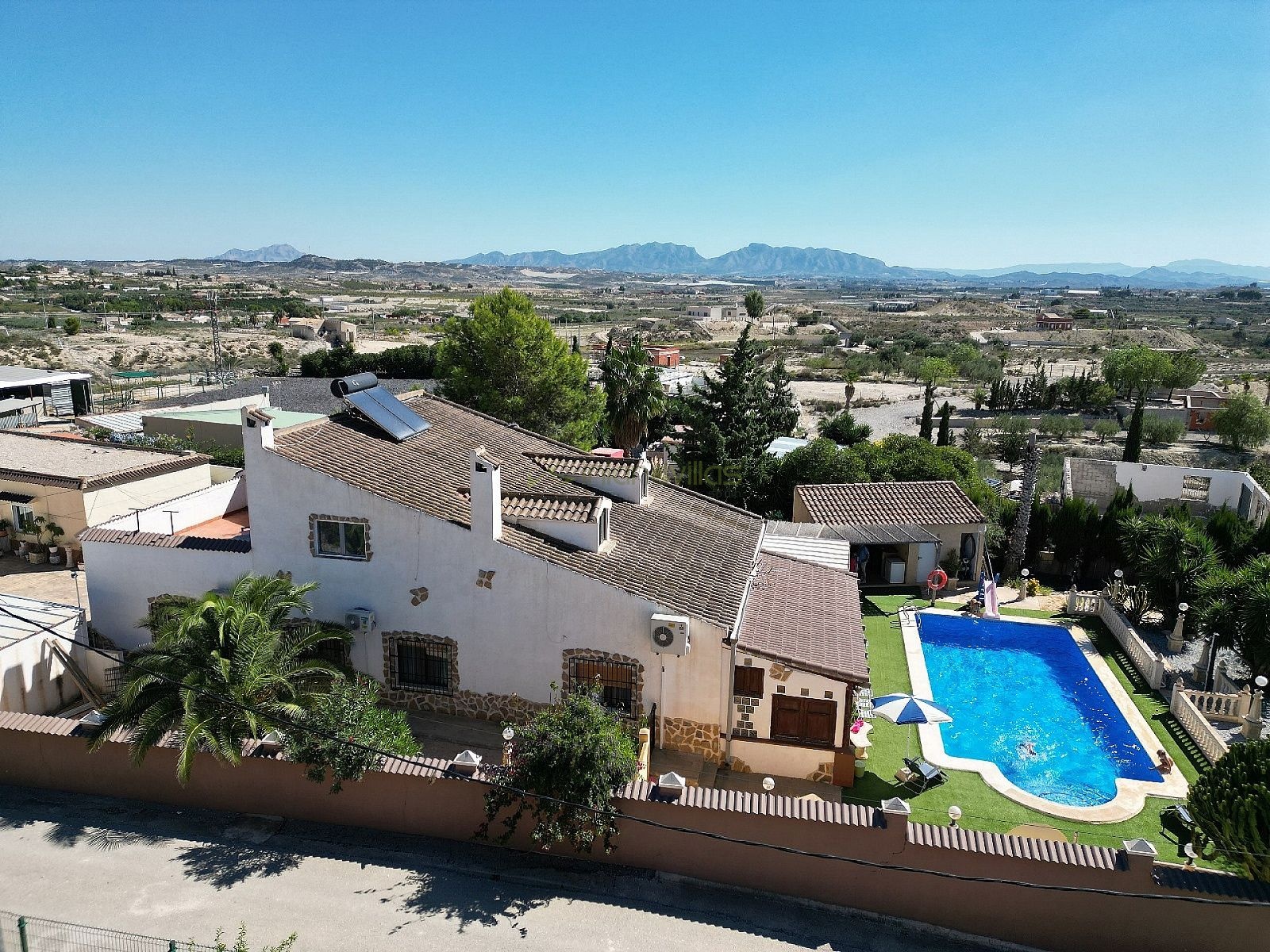 Local comercial en Fortuna - Reventa - Inland Villas Spain