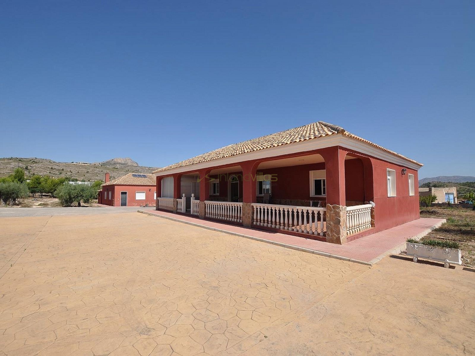 Chalet independiente en Sax - Reventa - Inland Villas Spain